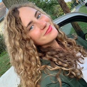 Meet your Posher, Alexa